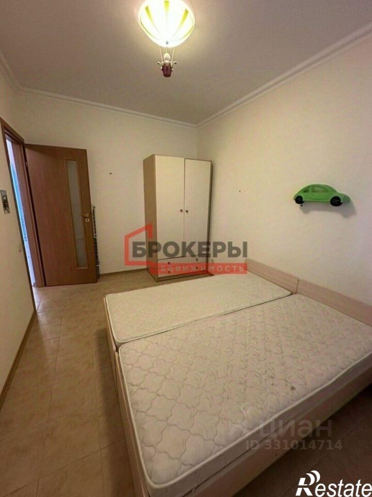 2-комн квартира мкр Волна, 1,  д. 1