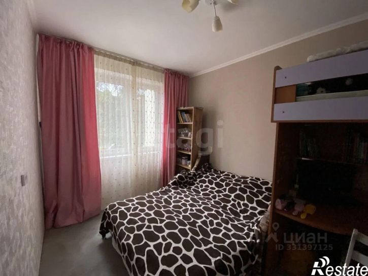 3-комн квартира ул Симферопольская, 28,  д. 28
