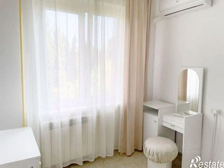 2-комн квартира ул Платановая, 4,  д. 4
