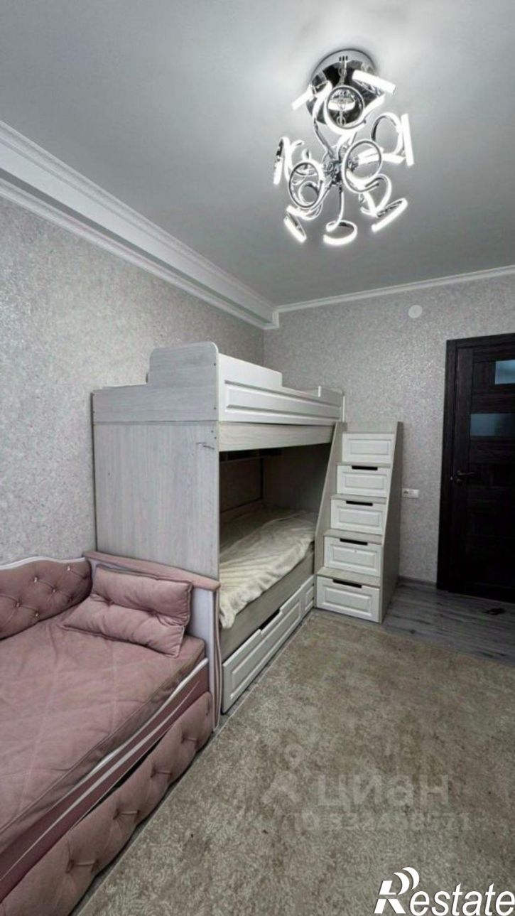 2-комн квартира ул 60 лет СССР, 27,  д. 27