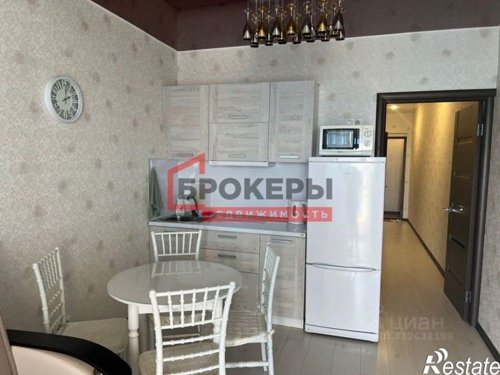 4-комн квартира ул Аллея Декабристов, 6,  д. 6