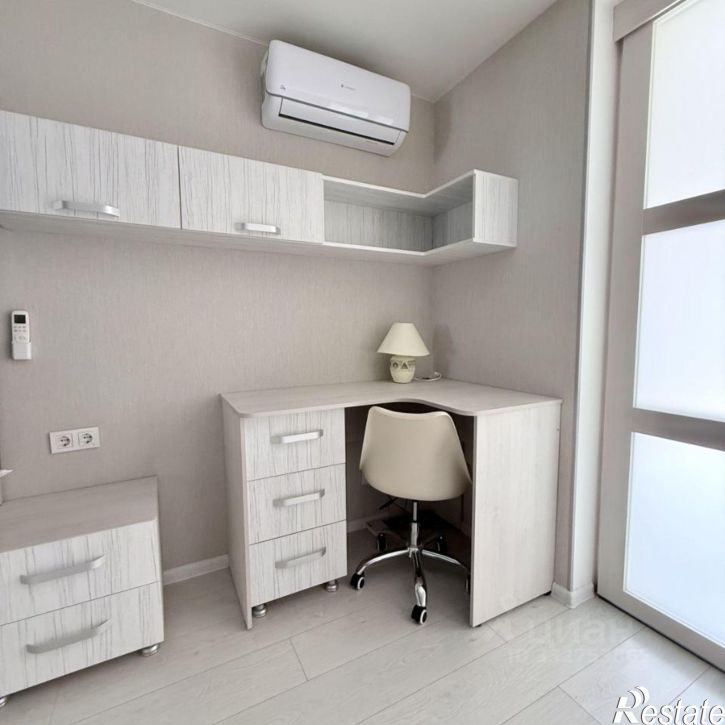 2-комн квартира ул Партенитская, 10,  д. 10