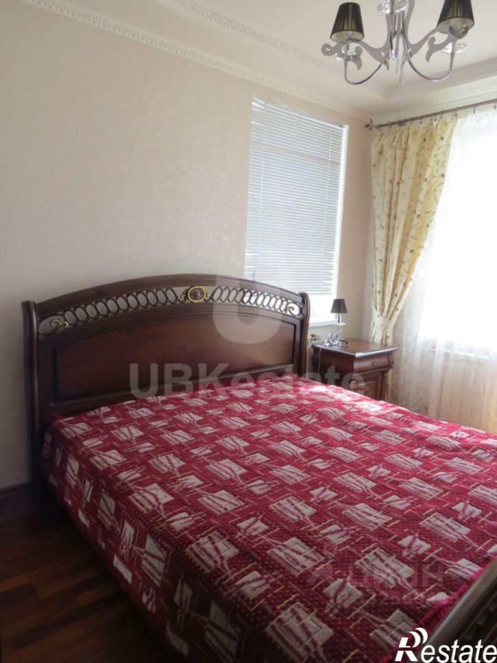 3-комн квартира ул Платановая, 1,  д. 1
