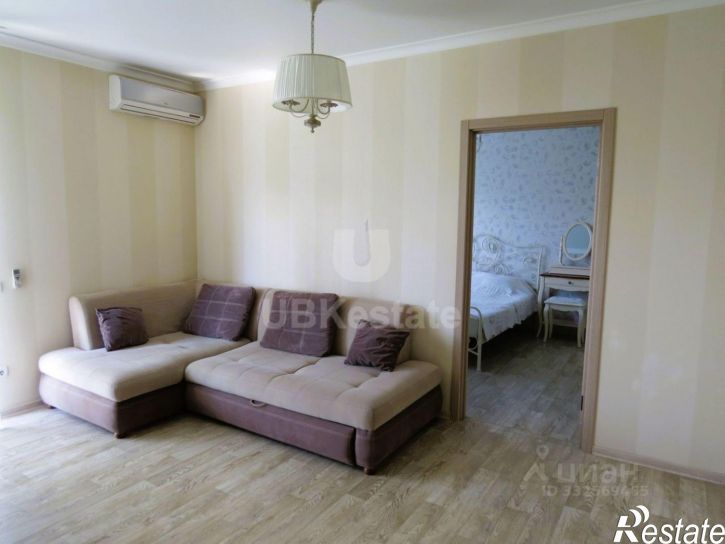 2-комн квартира ул Платановая, 1,  д. 1