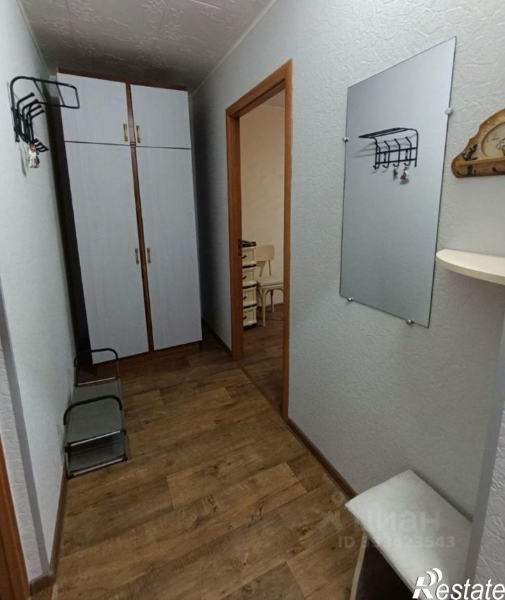 2-комн квартира ул Ялтинская, 10,  д. 10