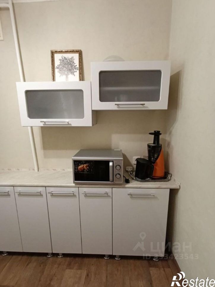 2-комн квартира ул Ялтинская, 10,  д. 10