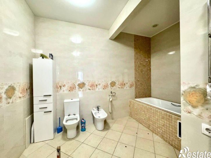 3-комн квартира ул Парковая, 9,  д. 9