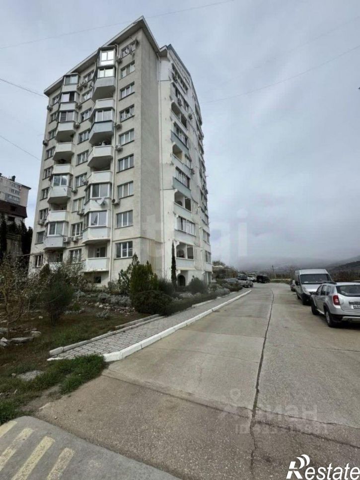 3-комн квартира ул Б.Хмельницкого, 5,  д. 5