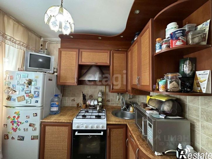 3-комн квартира ул Ялтинская, 11,  д. 11