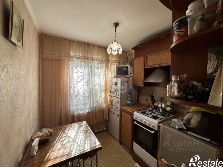 3-комн квартира ул Ялтинская, 11,  д. 11