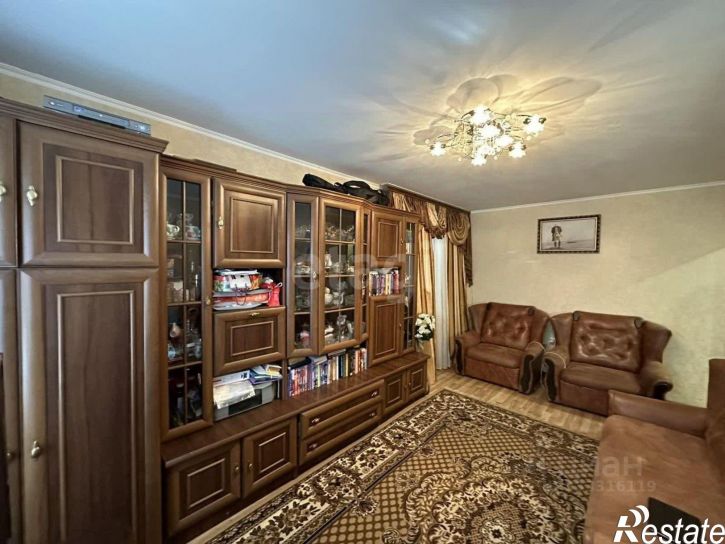 3-комн квартира ул Ялтинская, 11,  д. 11