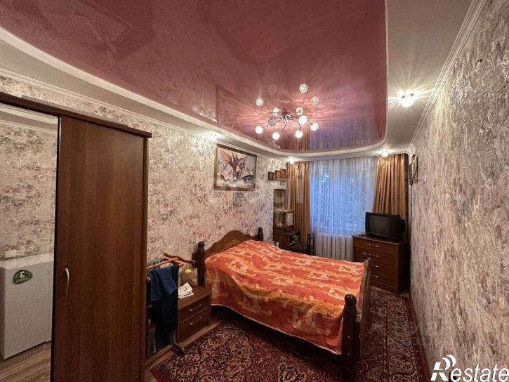 3-комн квартира ул Ялтинская, 11,  д. 11