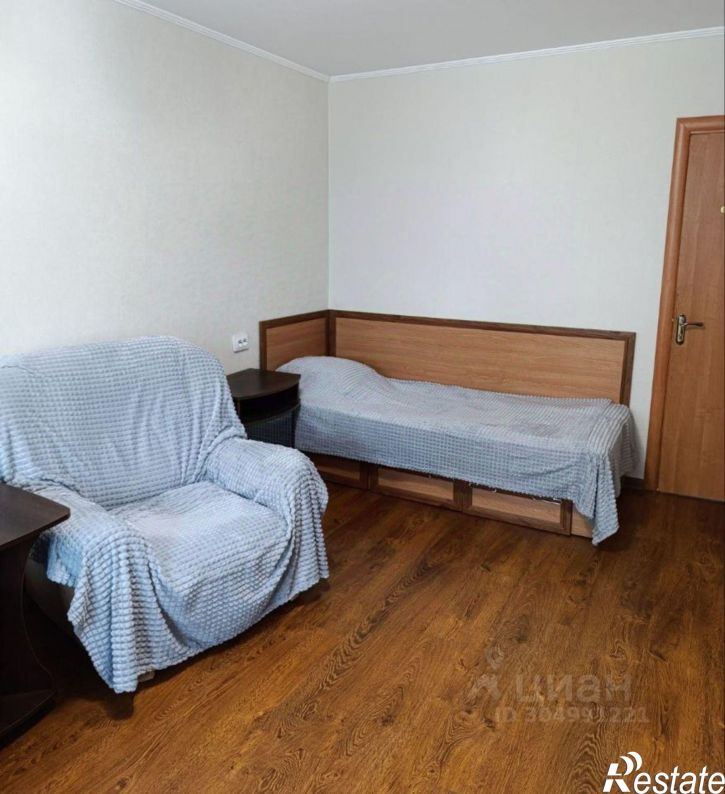 2-комн квартира Ялтинская улица, 10,  д. 10