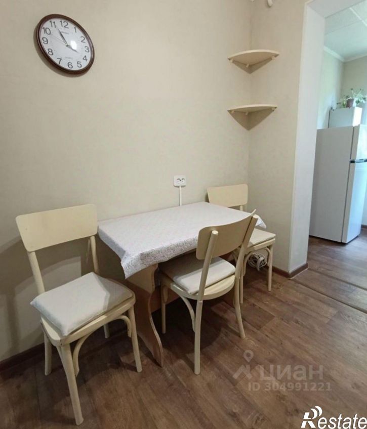 2-комн квартира Ялтинская улица, 10,  д. 10