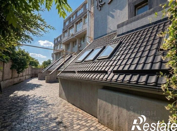 3-комн квартира улица Владимира Хромых, 9,  д. 9
