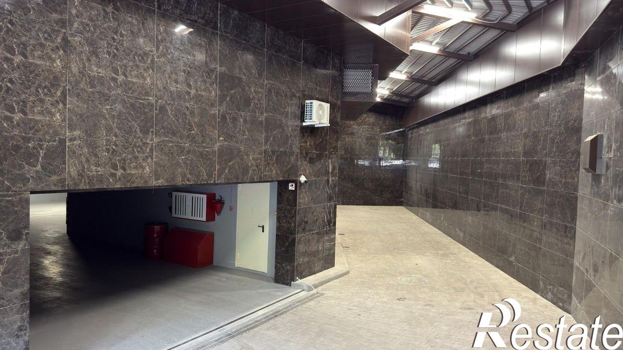 Купить гараж, место в паркинге за 7 500 000 рублей на улица Ленина, 7